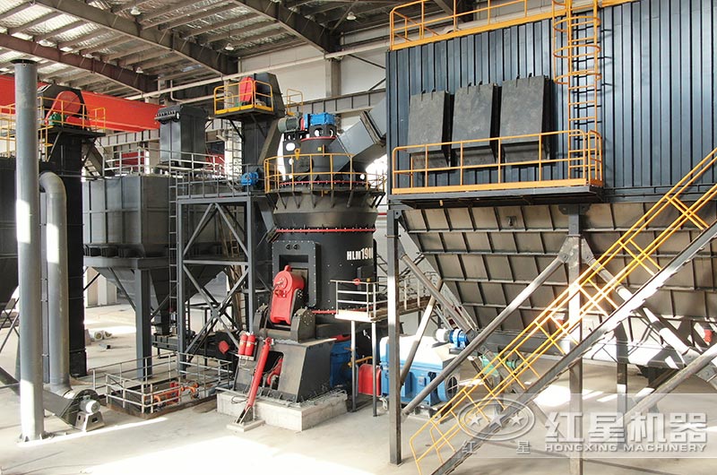 立式磨粉機(jī)工作現(xiàn)場圖片