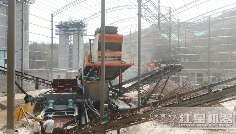 生產(chǎn)機制砂作業(yè)現(xiàn)場 生產(chǎn)機制砂作業(yè)現(xiàn)場